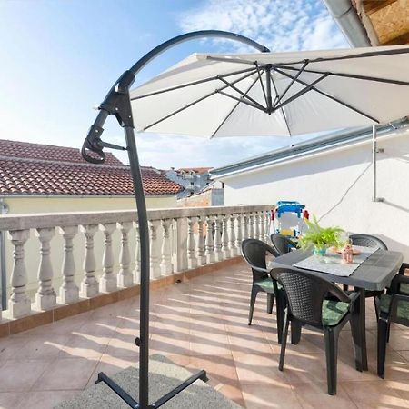 Apartment Marija Vodice Exterior photo