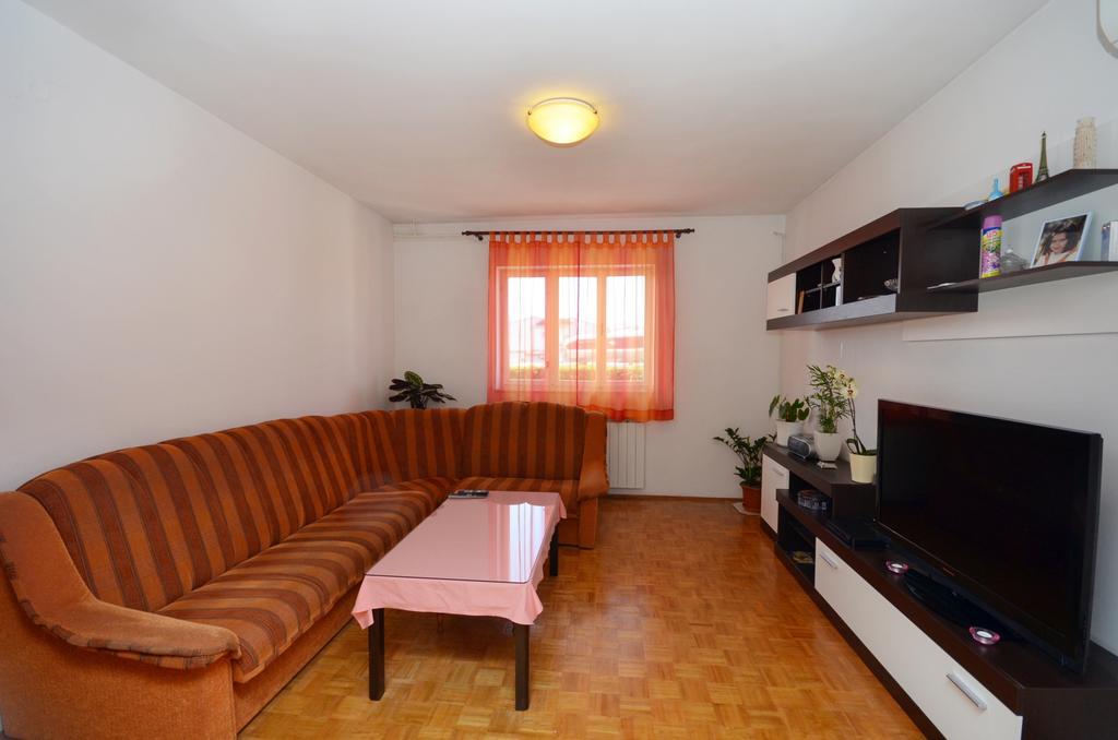 Apartment Marija Vodice Exterior photo