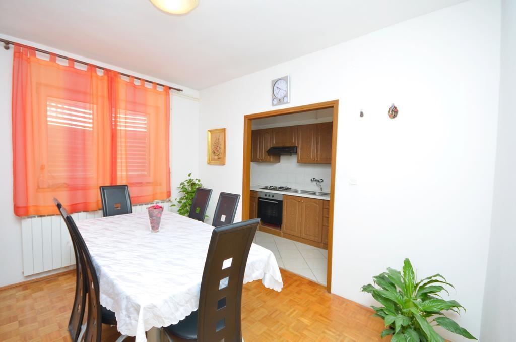 Apartment Marija Vodice Exterior photo