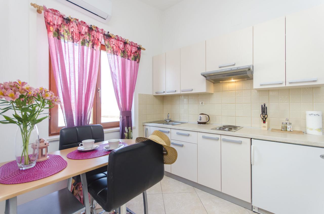 Apartment Marija Vodice Exterior photo