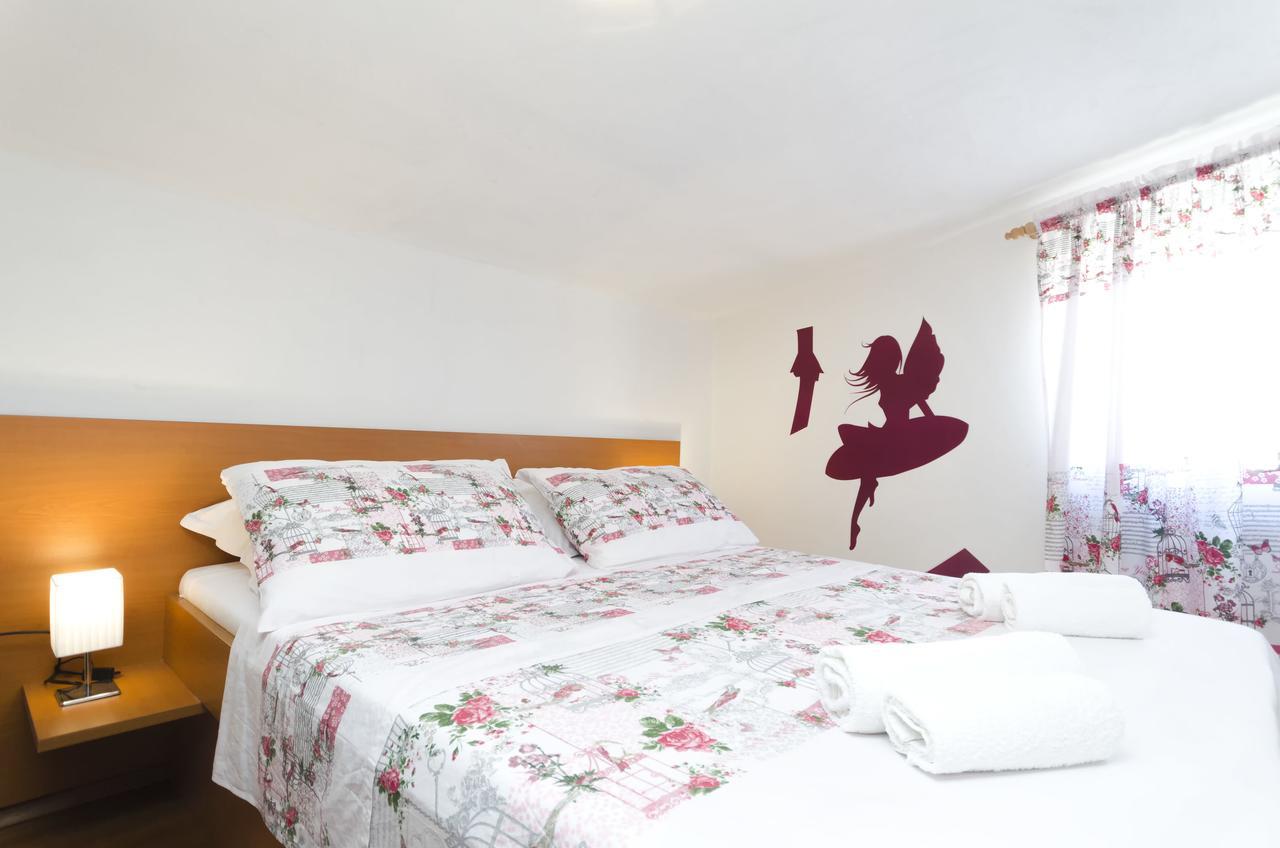 Apartment Marija Vodice Exterior photo