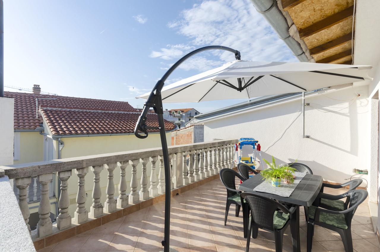 Apartment Marija Vodice Exterior photo